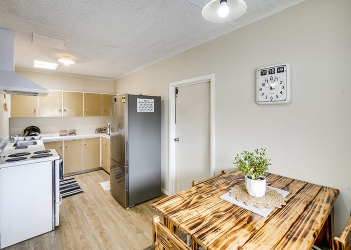  at 2/11 Hereford Place, Tamatea, Napier