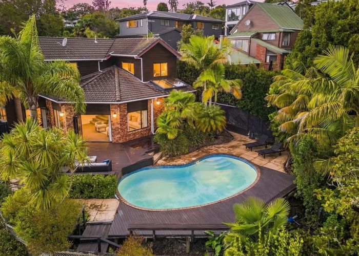  at 73B Park Rise, Campbells Bay, North Shore City, Auckland