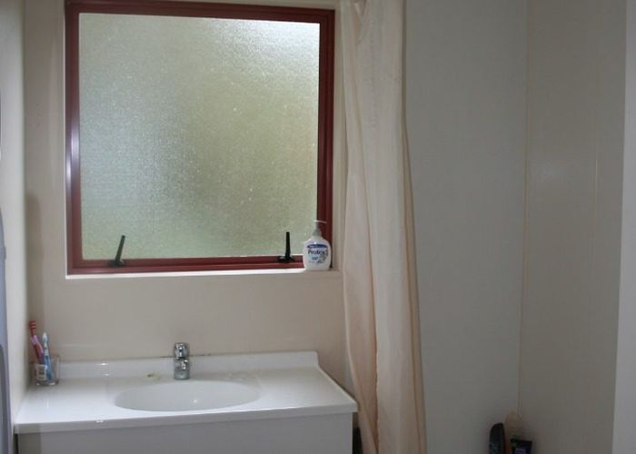  at 28a Chilcott Road , Henderson, Waitakere City, Auckland