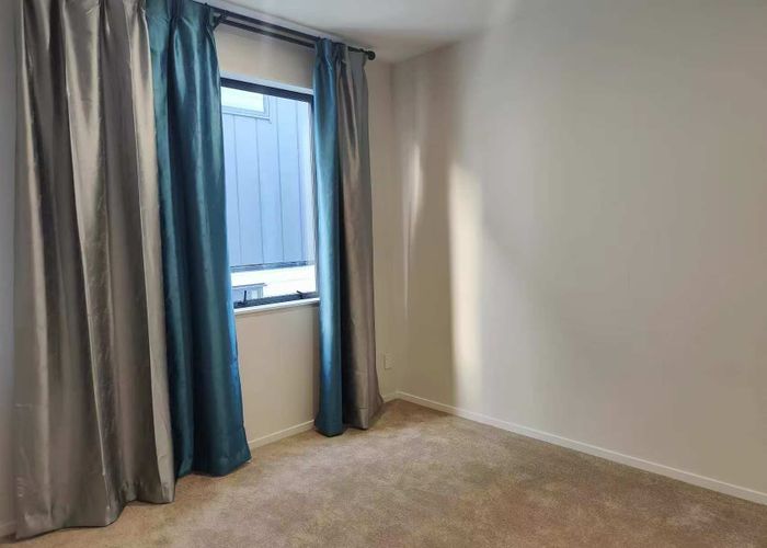  at 2b Mariri Road, Onehunga, Auckland City, Auckland