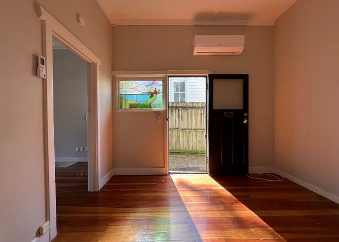  at 52A Carlton Gore Road, Grafton, Auckland City, Auckland