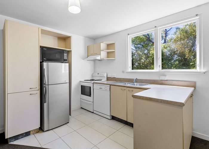  at 90 Beauchamp Street, Karori, Wellington, Wellington
