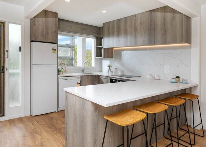  at 3/28 Evelyn Place, Hillcrest, North Shore City, Auckland