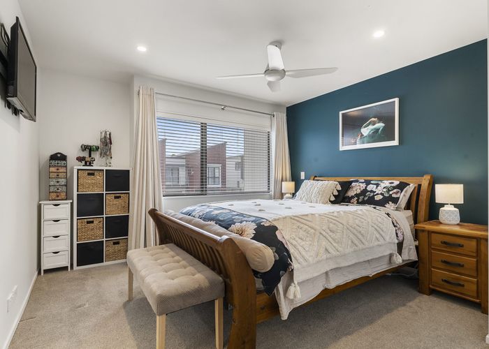  at 211 Jack Lachlan Drive, Beachlands, Auckland