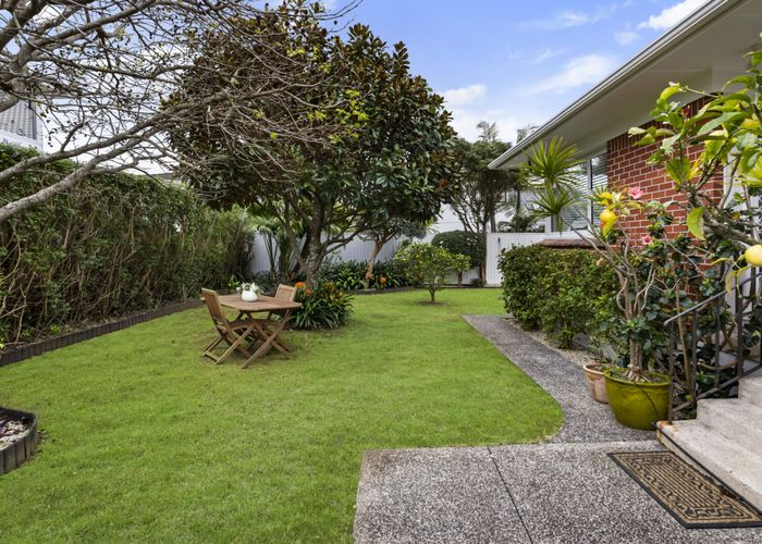  at 3/6 Frater Avenue, Milford, North Shore City, Auckland