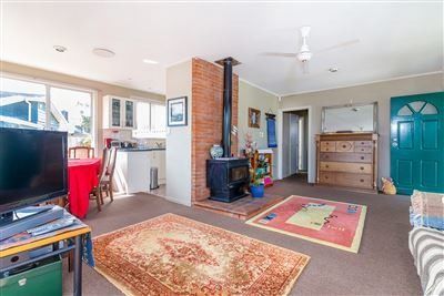 at 25 Dellwood Avenue, Henderson, Auckland