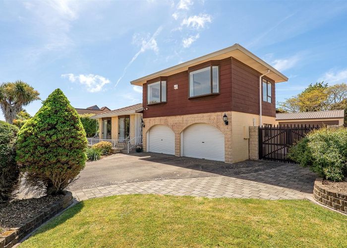  at 15 Sonning Place, Redwood, Christchurch City, Canterbury