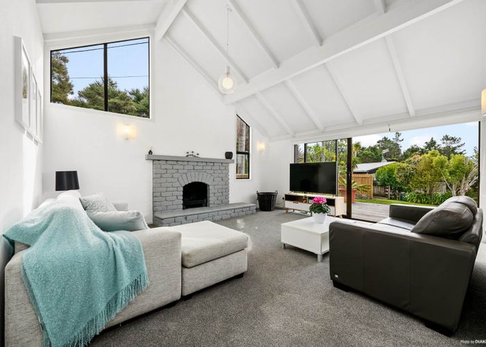  at 117 Paremoremo Road, Lucas Heights, Auckland