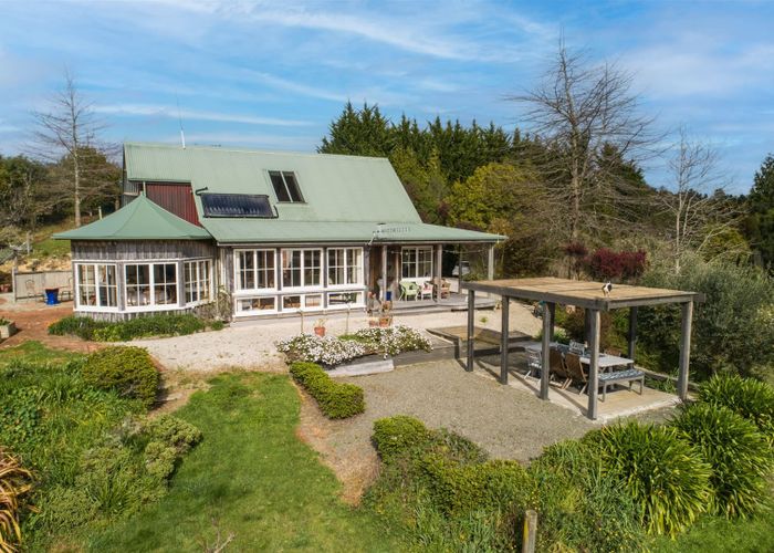  at 203 Westdale Road, Redwood Valley