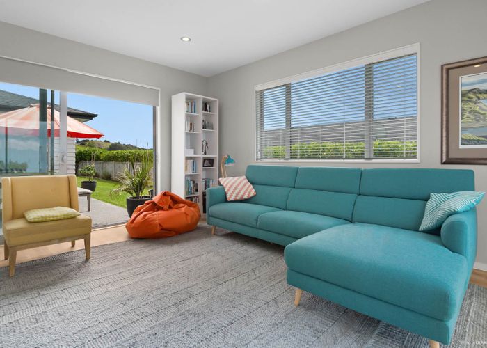  at 20 Seaview Crescent, Hatfields Beach, Orewa