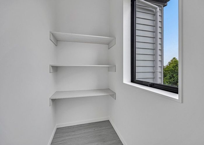  at 10/15 Crayford Street, Avondale, Auckland City, Auckland