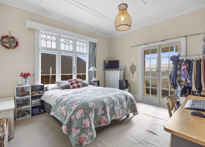  at 10 Highcliff Road, Andersons Bay, Dunedin, Otago