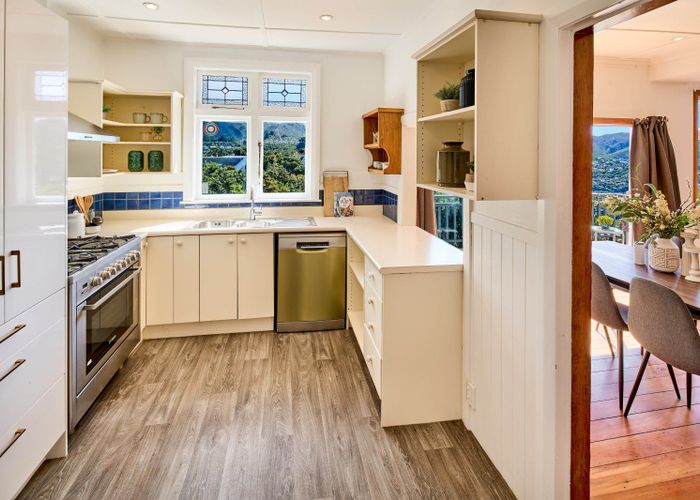 at 91 Cecil Road, Wadestown, Wellington