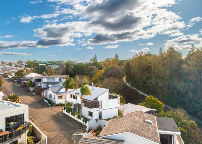  at 30A Enfield Road, Hospital Hill, Napier