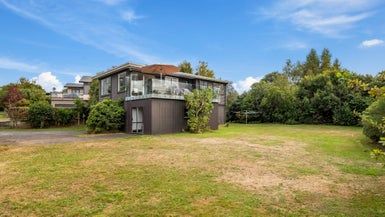  at 11 Alberta Street, Acacia Bay, Taupo