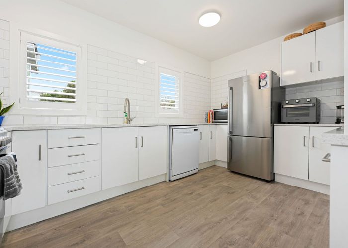  at 92 Lake Road, Frankton, Hamilton