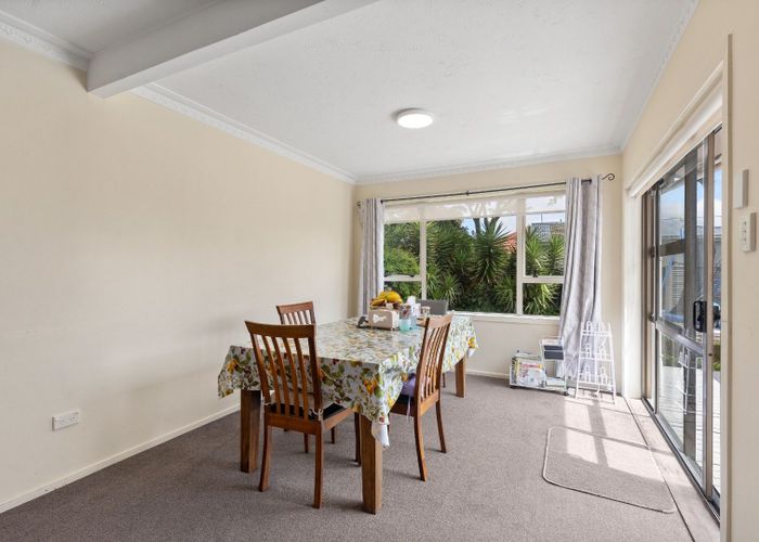  at 16 Dunstan Crescent, Hornby, Christchurch City, Canterbury
