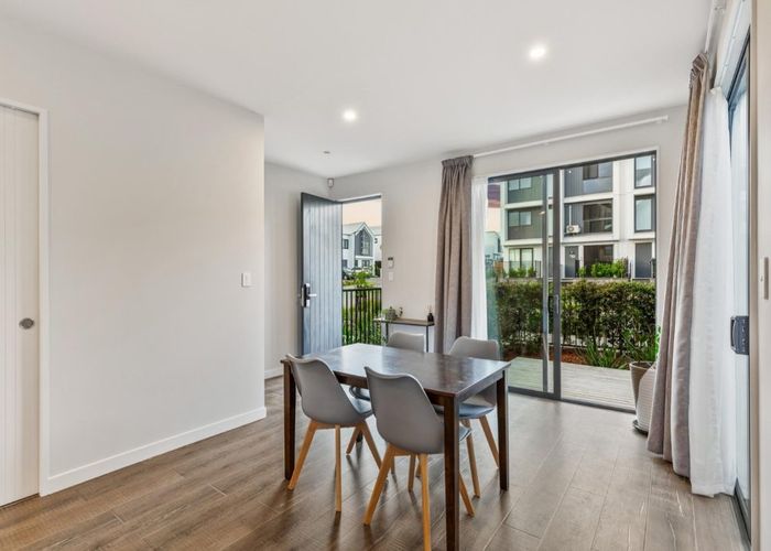  at 102 Tarapuka Road, Westgate, Auckland