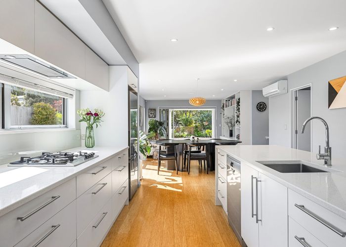  at 15 Bowenvale Avenue, Cashmere, Christchurch City, Canterbury