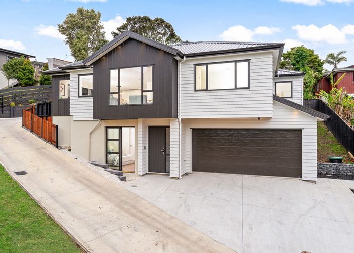  at 10A Louise Place, Browns Bay, Auckland