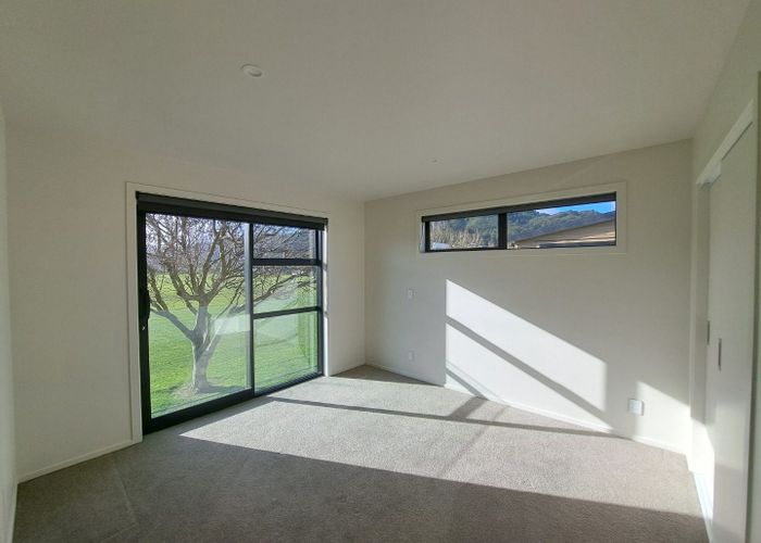  at 1/28 Fitzherbert Road, Wainuiomata, Lower Hutt, Wellington