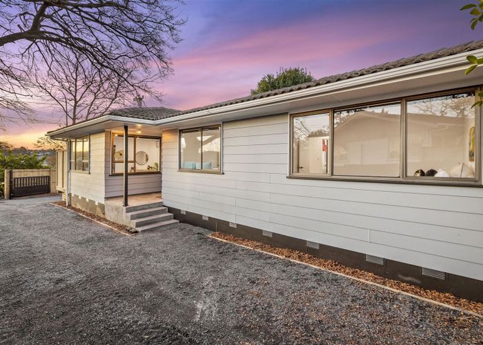  at 2 Forest Hill Road, Henderson, Auckland