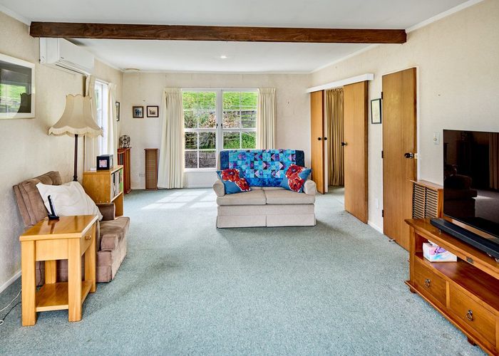  at 17 Annan Grove, Papakowhai, Porirua, Wellington