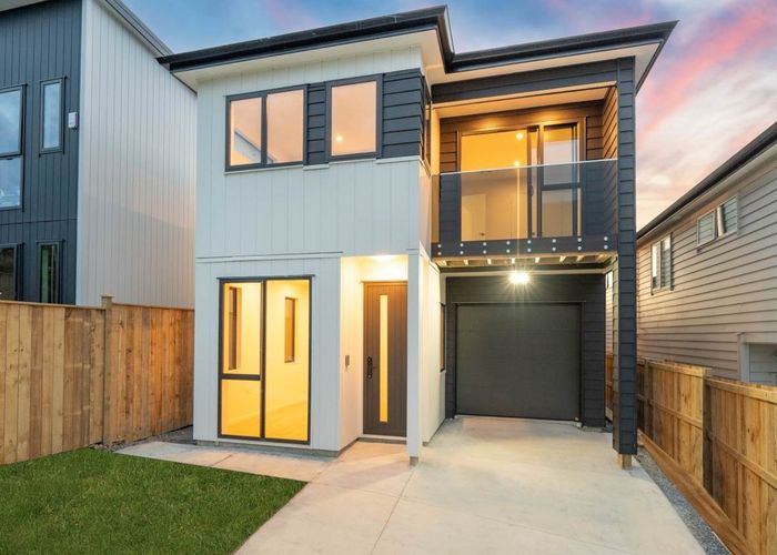  at 17 Sagitta Drive, Flat Bush, Auckland