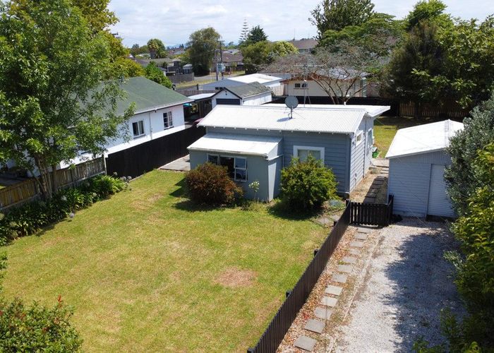  at 21 Marshall Street, Fairfield, Hamilton