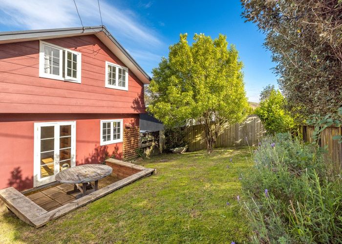  at 13 Totara Road, Onetangi, Waiheke Island, Auckland