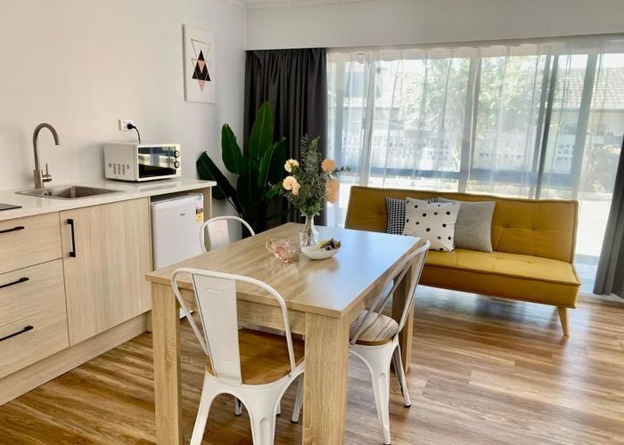  at 87 Green Lane East, Remuera, Auckland City, Auckland