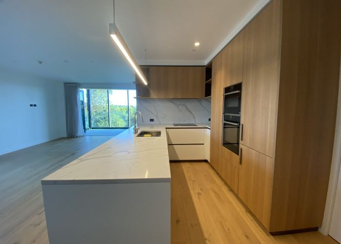  at 1.6/1 Purewa Rd, Meadowbank, Auckland City, Auckland