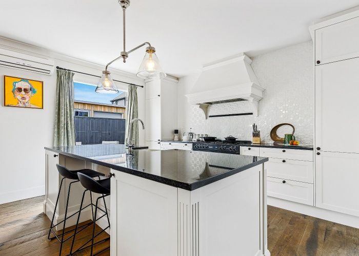  at 22 Cheltenham Street, Merivale, Christchurch City, Canterbury