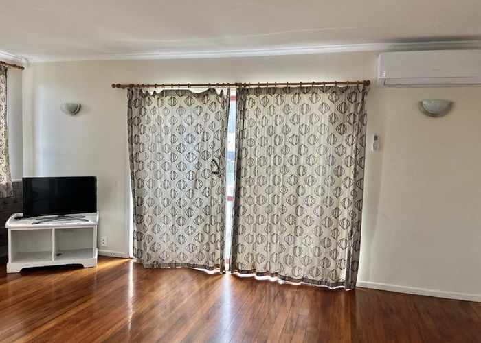  at 38 Tudor Road, Henderson, Waitakere City, Auckland