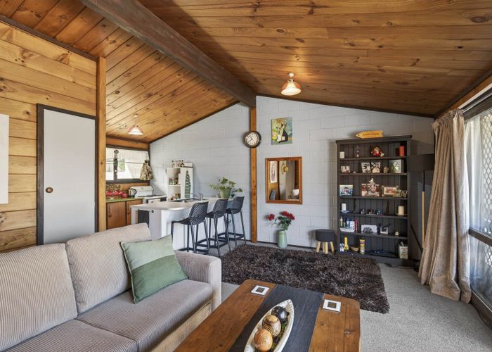  at 14A Ambury Place, Merrilands, New Plymouth, Taranaki