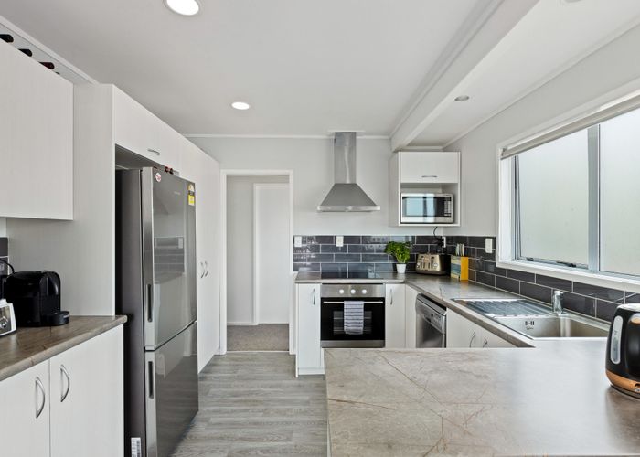  at 10 Royalty Rise, Red Beach, Whangaparāoa