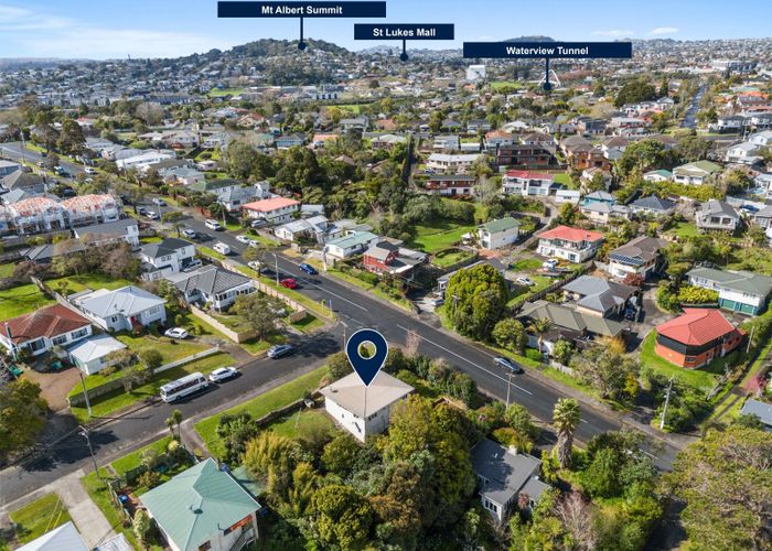  at 27 Whitney Street, New Windsor, Auckland City, Auckland