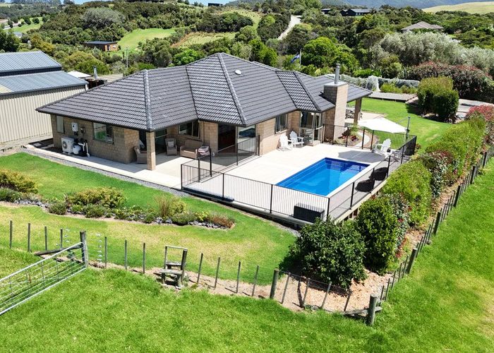  at 402A King Road, Kaiwaka