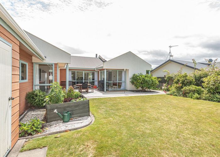  at 17 Norfolk Drive, Otamatea, Whanganui