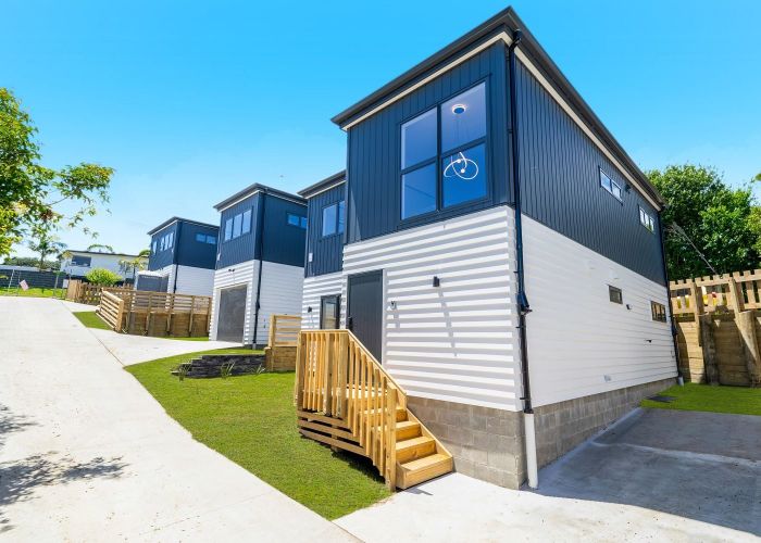  at Blockhouse Bay, Auckland City, Auckland