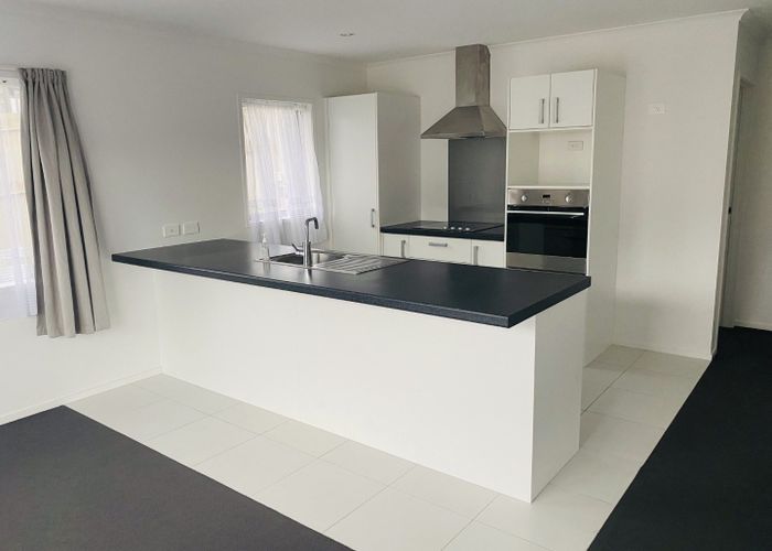  at 86b Farquhar Road, Glendene, Waitakere City, Auckland