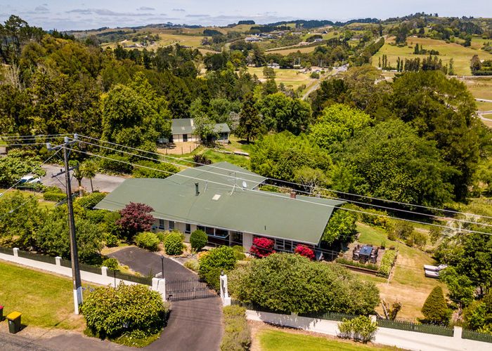  at 35 Trig Road, Howick