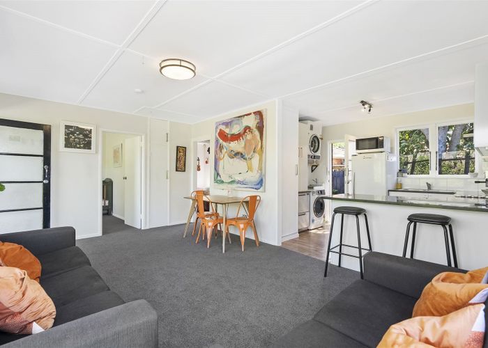  at 9/16 Erson Avenue, Royal Oak, Auckland