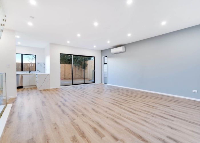  at 27B Jandell Crescent, Bucklands Beach, Manukau City, Auckland