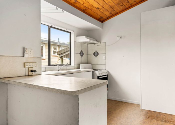  at 2/16 Boundary Road, Papakura, Papakura, Auckland