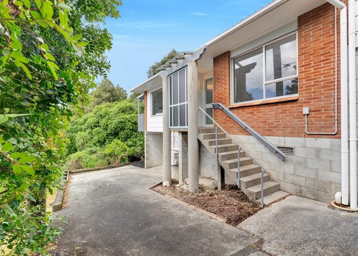 at 2/38 Seaview Road, Glenfield, North Shore City, Auckland