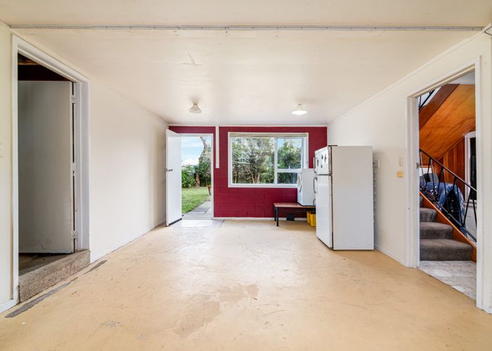  at 9 Boler Place, New Lynn, Auckland