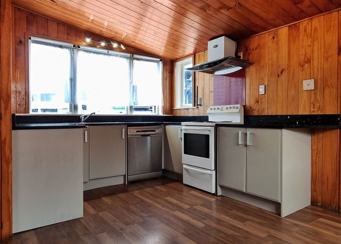 at 48 Hume, Alicetown, Lower Hutt, Wellington