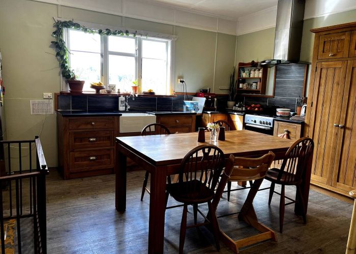  at 1397 Dovedale Road, Thorpe