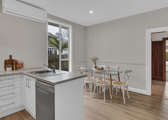  at 6 Nortons Road, Avonhead, Christchurch City, Canterbury